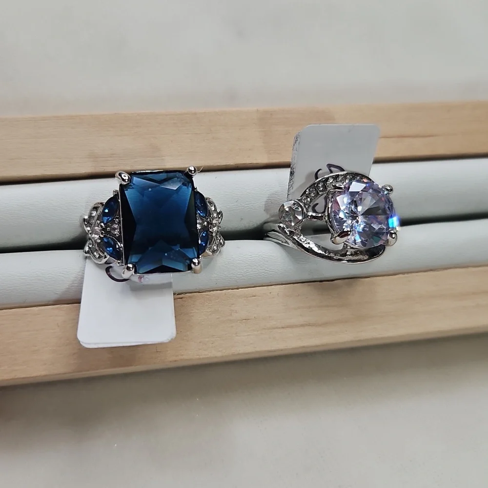 Ladies Lot of 2 Fashion Rhinestone Crystal Cocktail Rings Silver Plated Elegant